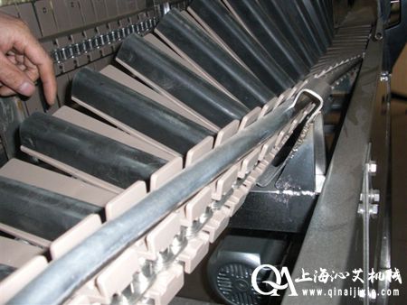 自動倒瓶殺菌機 自動倒瓶殺菌機