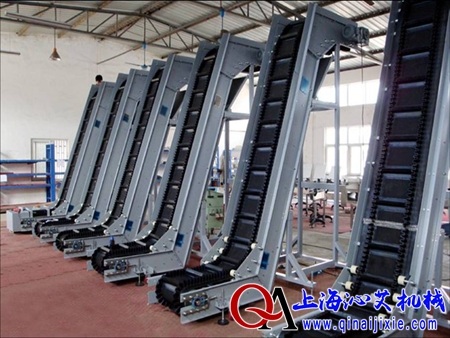 Z型皮帶爬坡提升機 Z型皮帶爬坡提升機